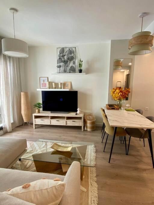 Nuevo Moderno Apartamento De Lujo 세비야 외부 사진