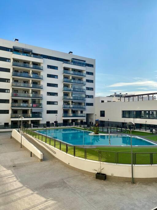 Nuevo Moderno Apartamento De Lujo 세비야 외부 사진