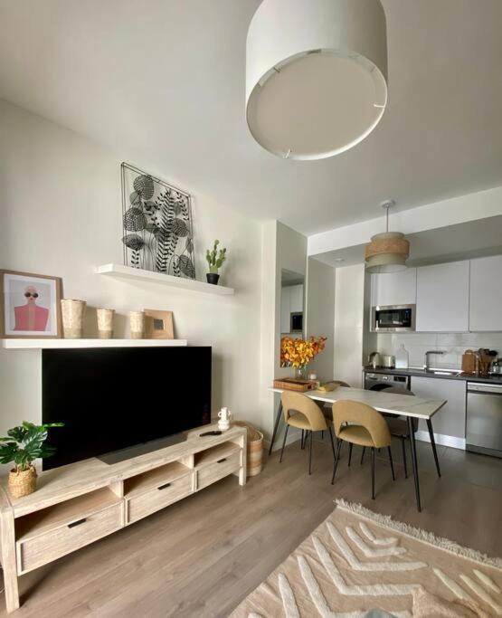 Nuevo Moderno Apartamento De Lujo 세비야 외부 사진